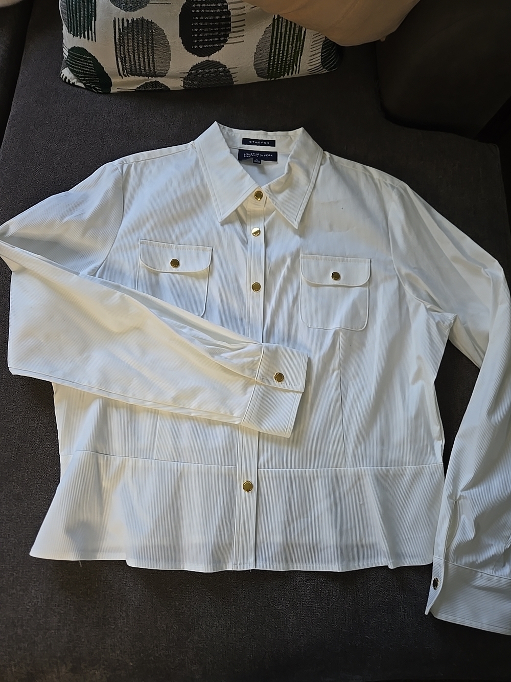 Jones New York White Shirt Jacket with Gold-Tone Buttons0562
